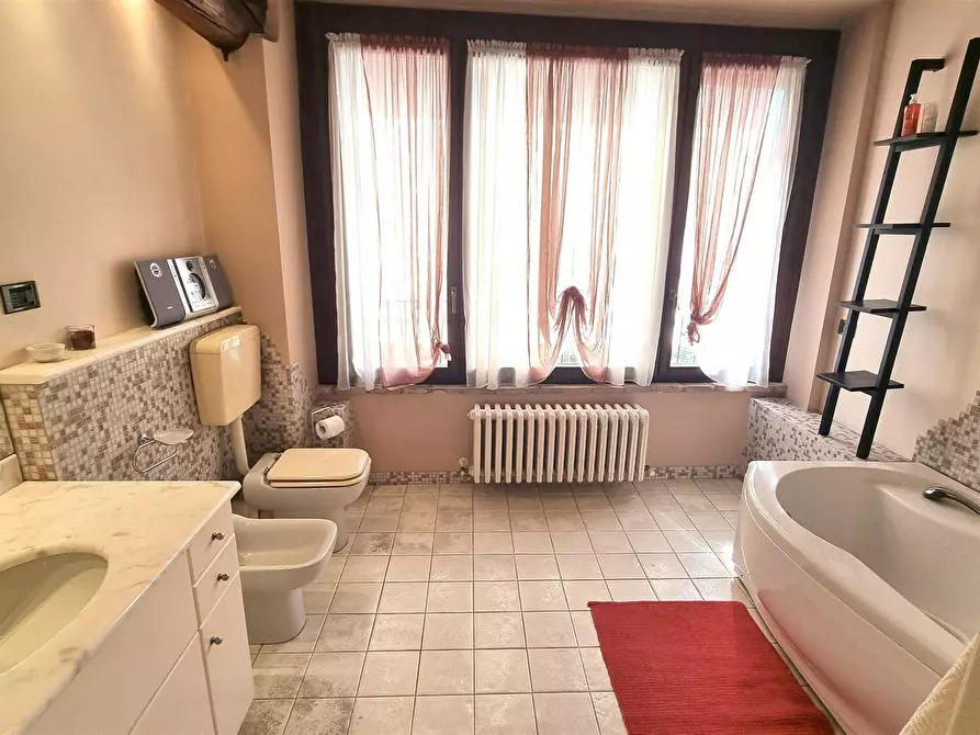 Immagine 12 di Trilocale in vendita  in Strada Bassa dei Folli 200 a Parma