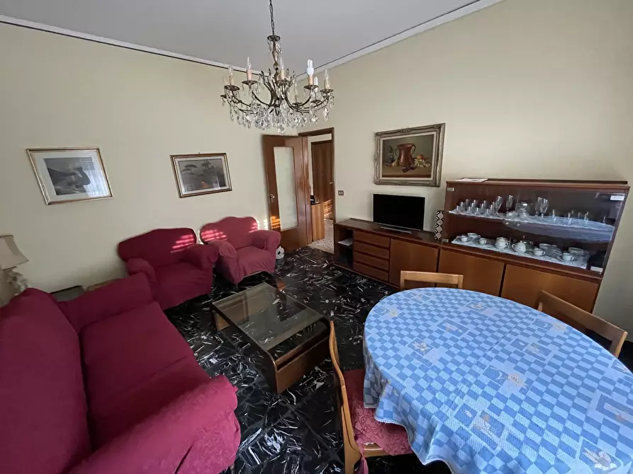 Immagine 4 di Porzione di casa in vendita  in via casoli a Modena