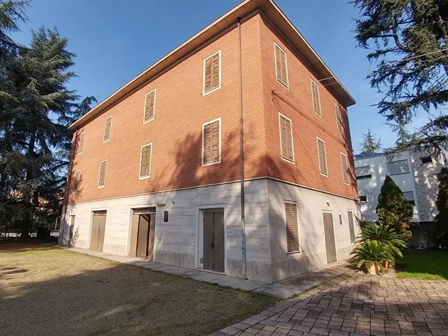 Immagine 1 di Villa in vendita  in Via Papa Giovanni Paolo II 10 a Vignola