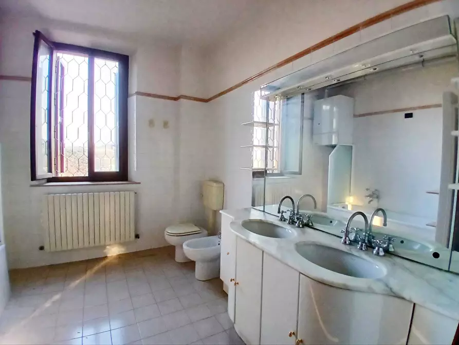 Immagine 10 di Villa in vendita  in Via Modenese 1205 a Vignola