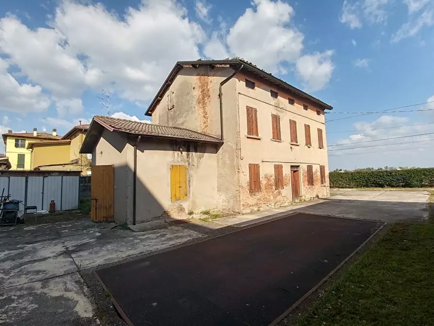 Immagine 16 di Attività artigianale in vendita  a Novellara