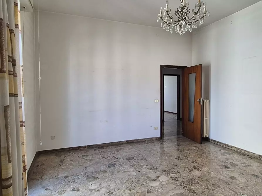 Immagine 7 di Quadrilocale in vendita  in Via Giuseppe Gioacchino Belli 54 a Modena