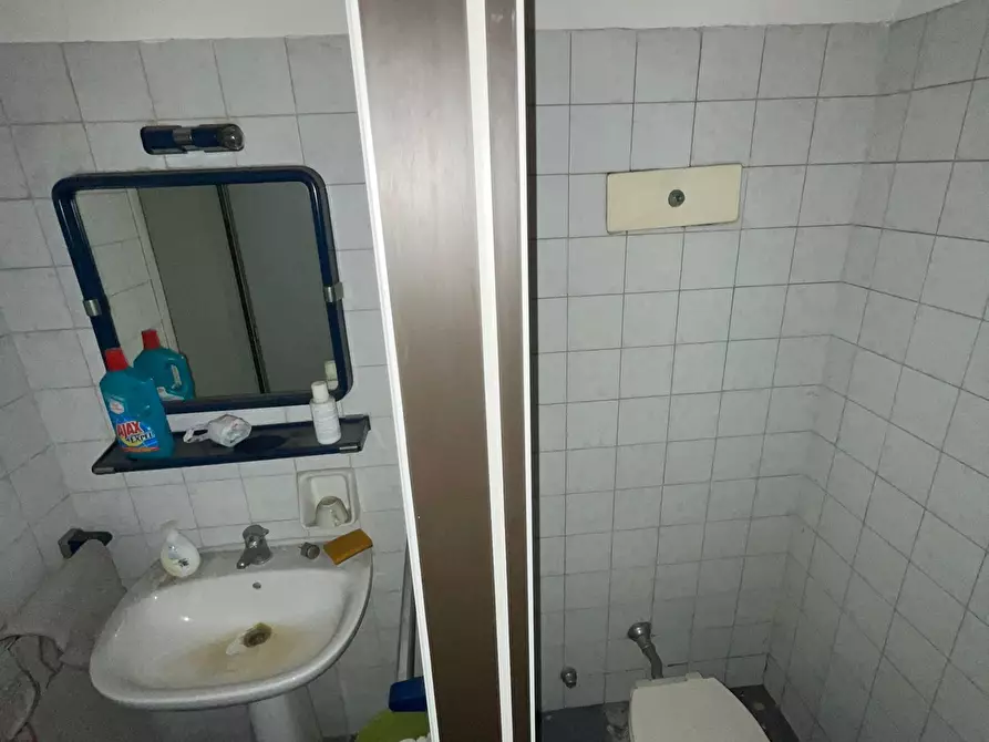 Immagine 20 di Ufficio in vendita  in via cagliostro 476 a Modena