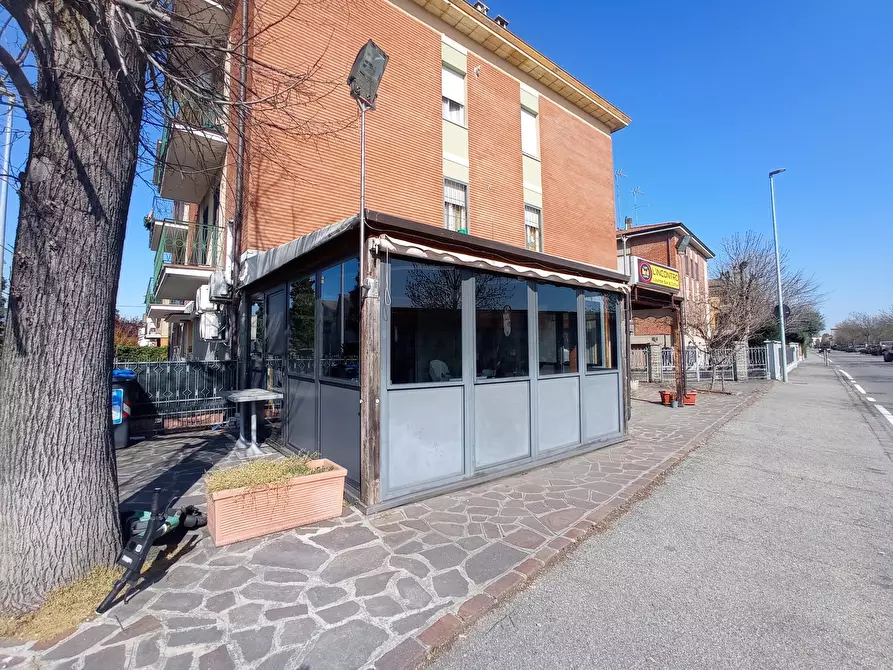 Immagine 12 di Locale commerciale in vendita  in strada Barchetta 258 a Modena