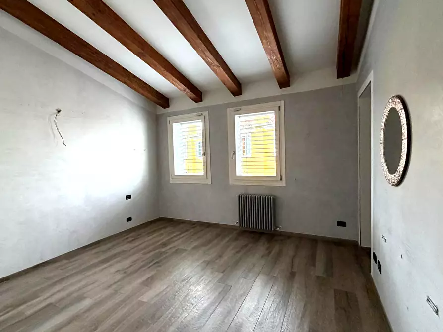 Immagine 8 di Porzione di casa in vendita  a Rovigo
