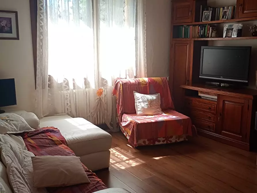 Immagine 3 di Villa in vendita  a Rovigo