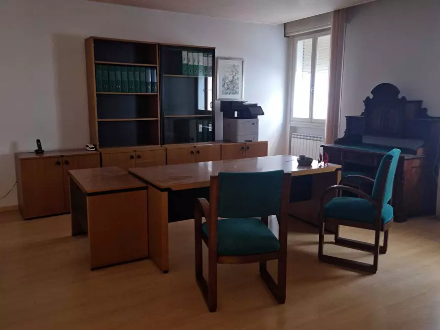 Immagine 3 di Trilocale in vendita  a Rovigo