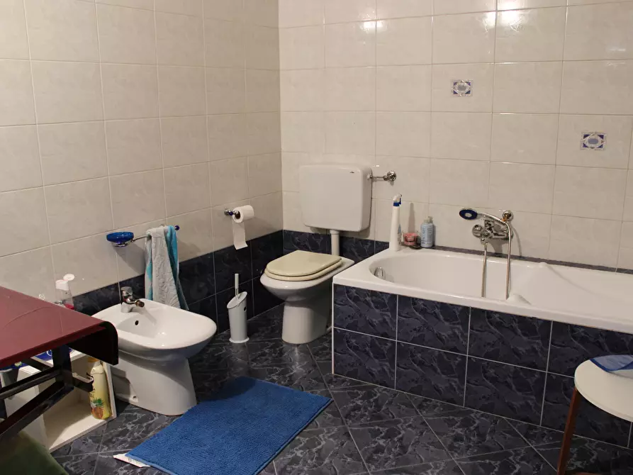 Immagine 5 di Casa bifamiliare in vendita  in Via Pastrengo a Rovigo