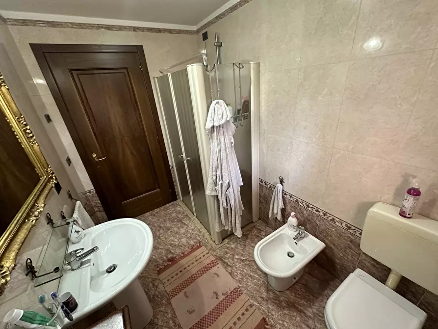 Immagine 25 di Villa in vendita  in Viale dei Mille a Rovigo