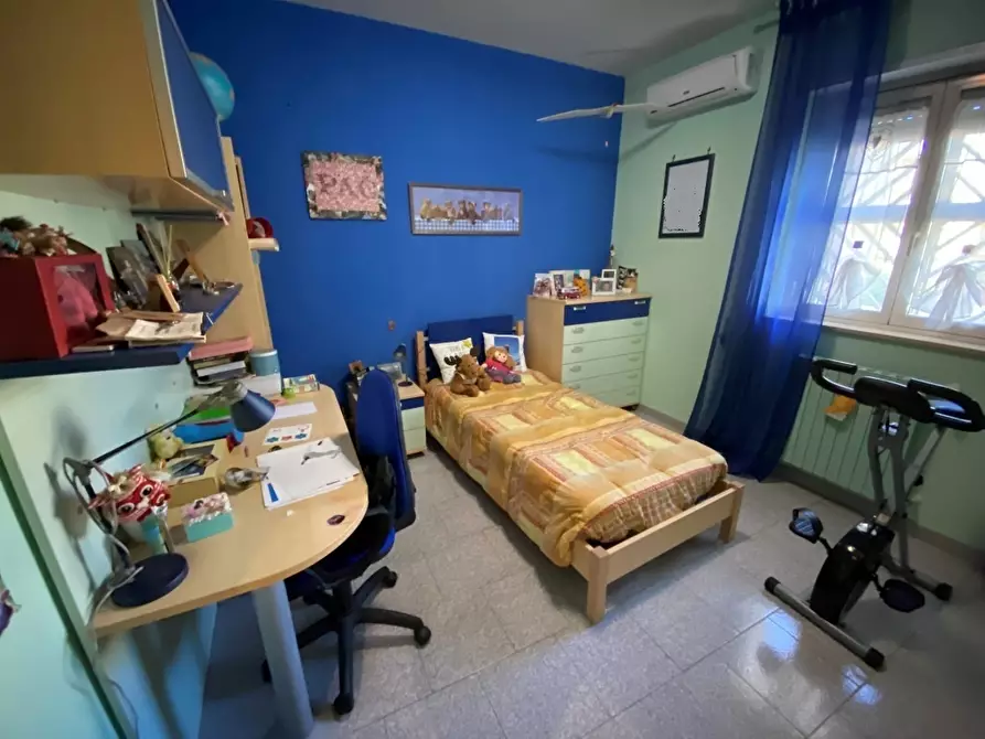 Immagine 11 di Appartamento in vendita  in Via Pietà a Casamassima