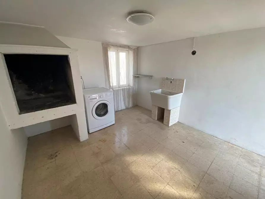 Immagine 14 di Bilocale in vendita  in Via Giovanni Verga 8 a Modugno