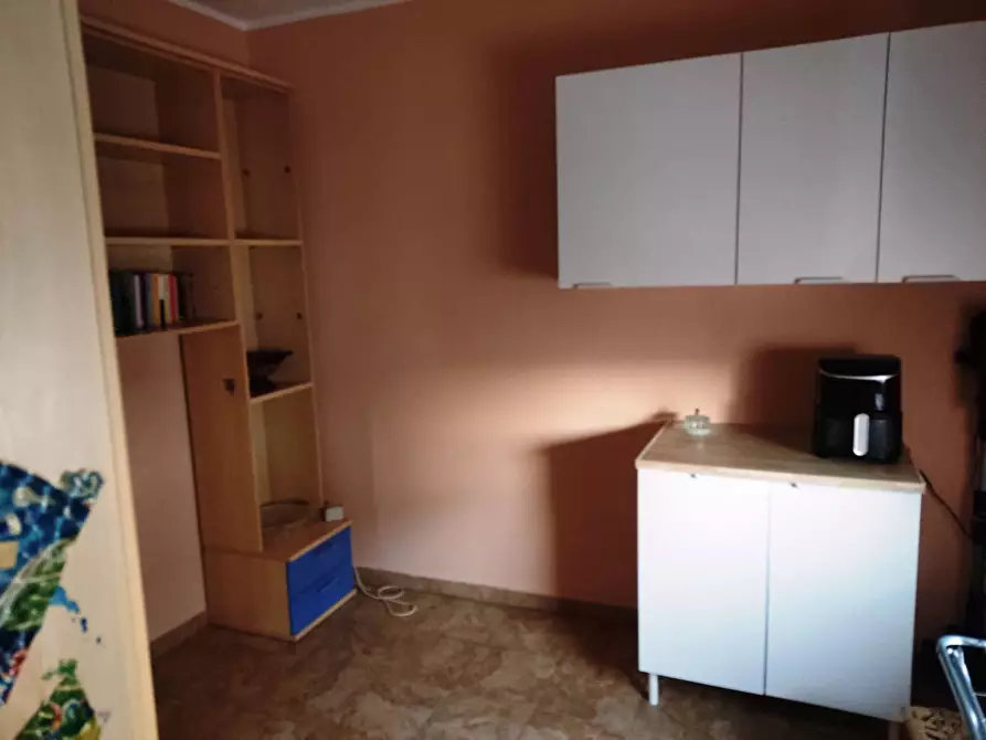 Immagine 4 di Porzione di casa in vendita  in Via Stazione 71 a Casamassima