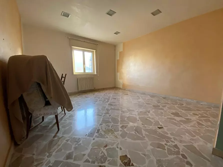 Immagine 2 di Trilocale in vendita  in Via Foggia 42 a Casamassima