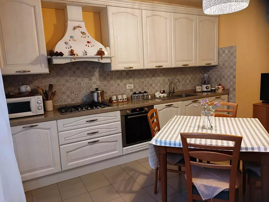 Immagine 21 di Villa in vendita  in Via Angelo Michele Pesce 62 a Casamassima