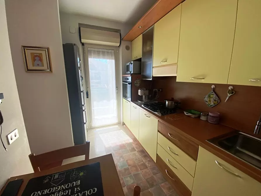 Immagine 6 di Trilocale in vendita  in Via g. di vittorio 4/B a Casamassima