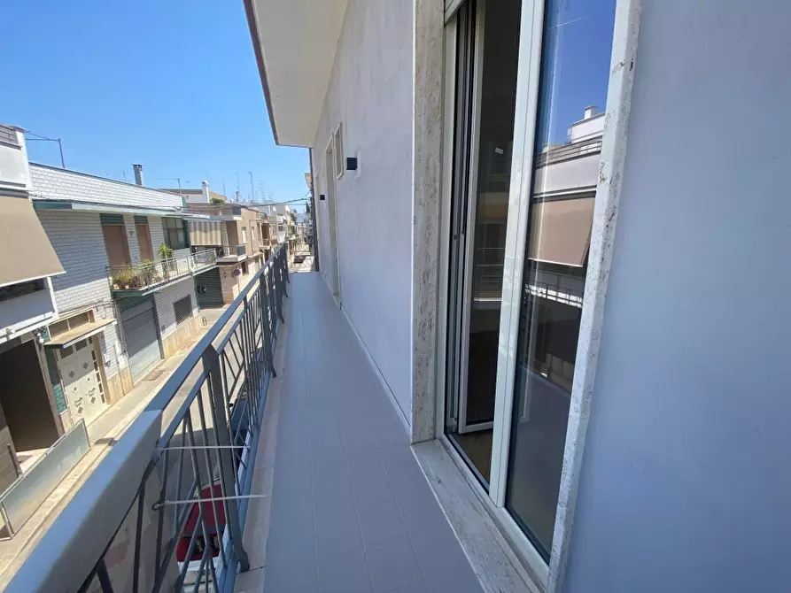 Immagine 14 di Trilocale in vendita  in Via Regina 57 a Casamassima