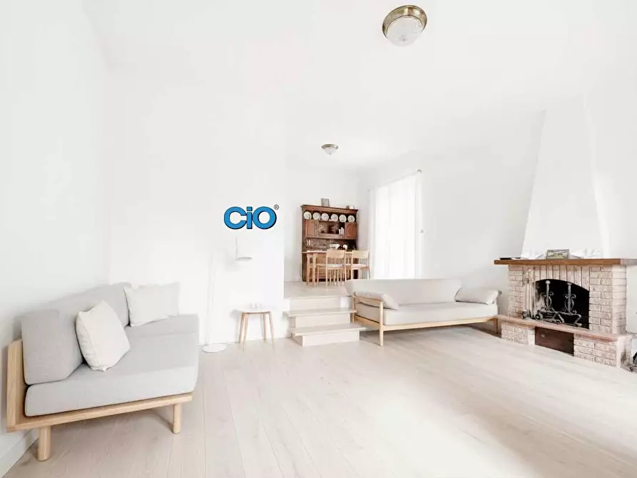 Immagine 3 di Villa in vendita  a Cervia