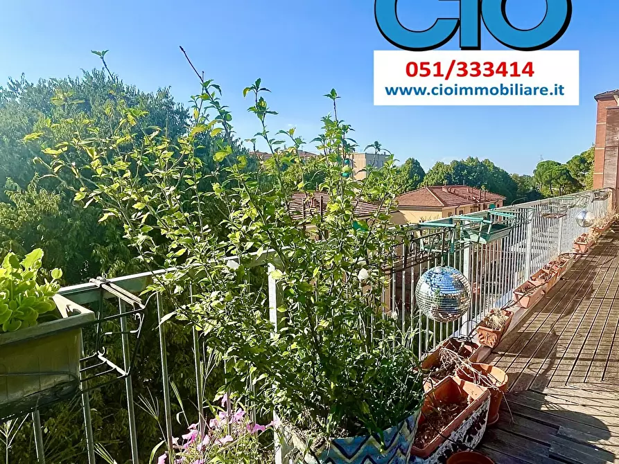 Immagine 5 di Attico in vendita  a Bologna