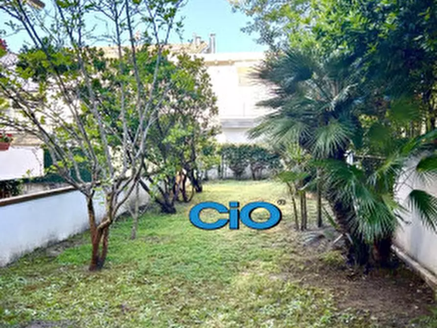 Immagine 5 di Villa in vendita  a Cervia