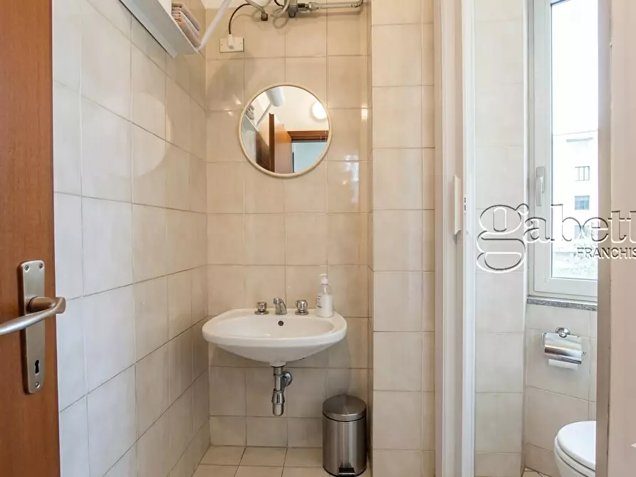 Immagine 33 di Villa in vendita  a Parabiago
