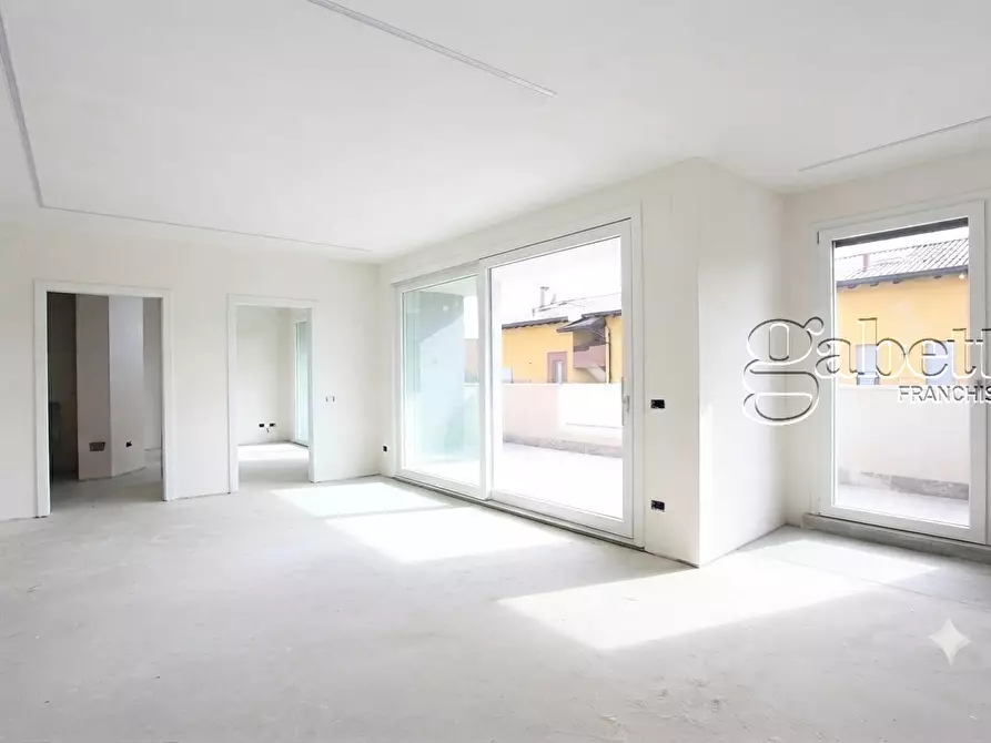 Immagine 9 di Quadrilocale in vendita  in Via Antonio Vivaldi a Dairago