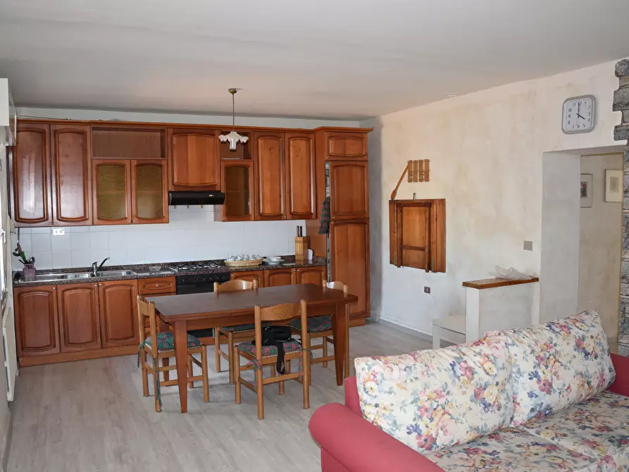 Immagine 6 di Trilocale in vendita  in Piazza Roma 18 a Novafeltria