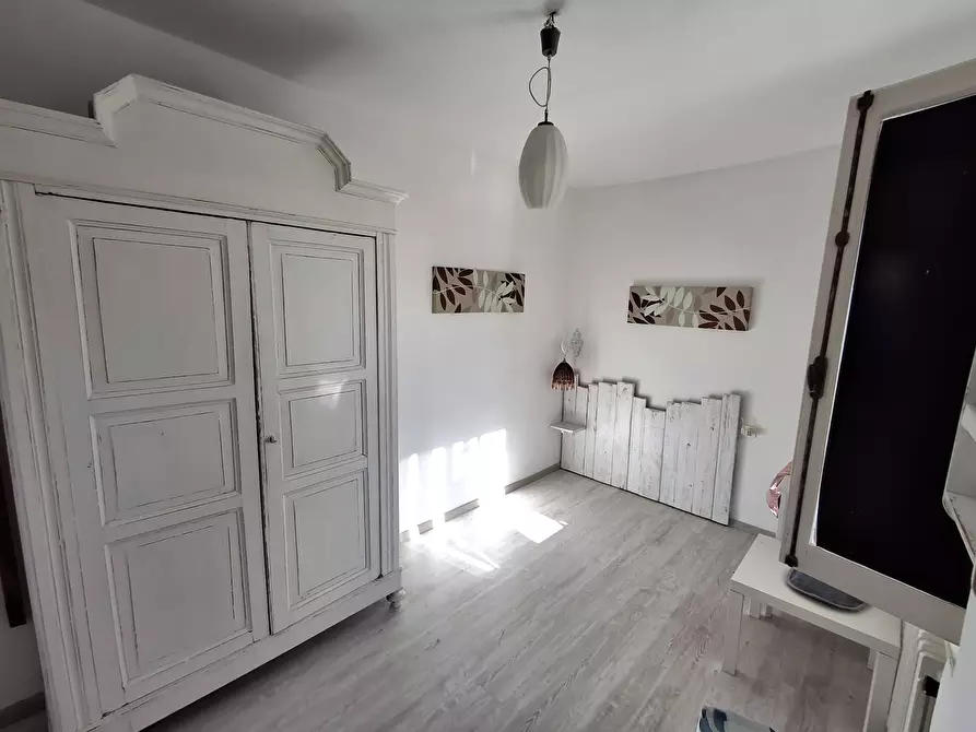 Immagine 13 di Trilocale in vendita  in Piazza Roma 18 a Novafeltria