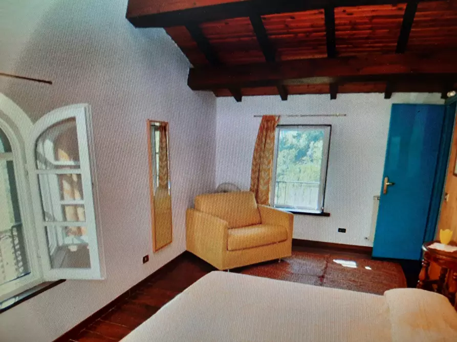 Immagine 14 di Rustico / casale in vendita  in Via del Colle e di Stabbiano a Lucca