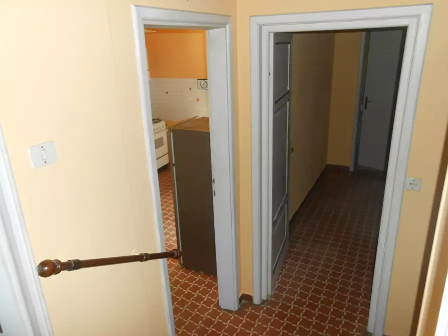 Immagine 11 di Villa in vendita  in Viale Guglielmo Marconi a Lucca