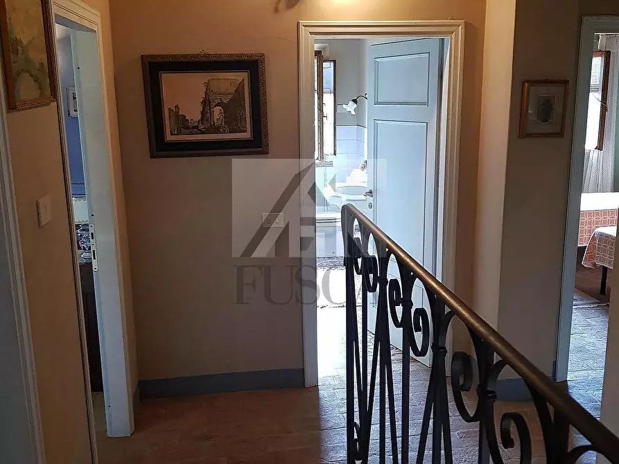 Immagine 26 di Rustico / casale in vendita  in di ronchi a Capannori