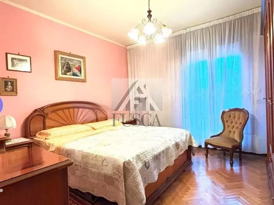 Immagine 9 di Pentalocale in vendita  in Via della Chiesa IX 164 a Lucca