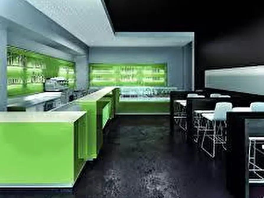 Immagine 9 di Locale commerciale in vendita  in Via Matteo Civitali a Lucca