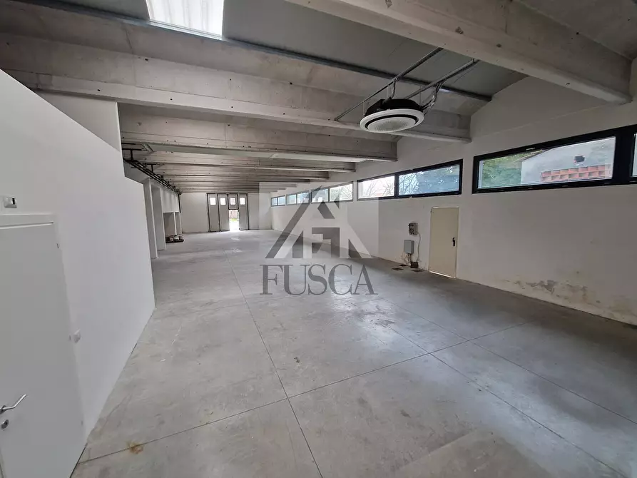 Immagine 12 di Attività artigianale in affitto  in Via di Sant'Alessio 754/A a Lucca