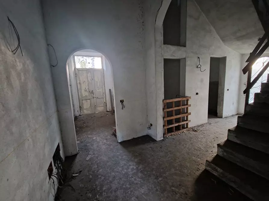 Immagine 2 di Villa in vendita  in Via Guglielmo Oberdan a Lucca