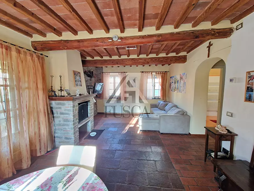 Immagine 1 di Terratetto in vendita  in Via di Mezzo II a Lucca