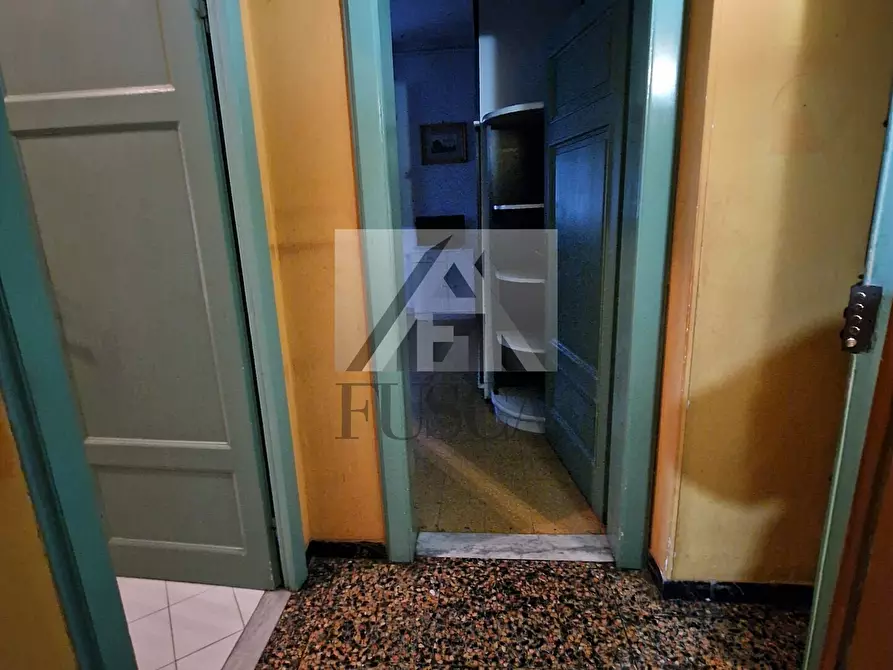 Immagine 11 di Quadrilocale in vendita  in Via di Salicchi a Lucca