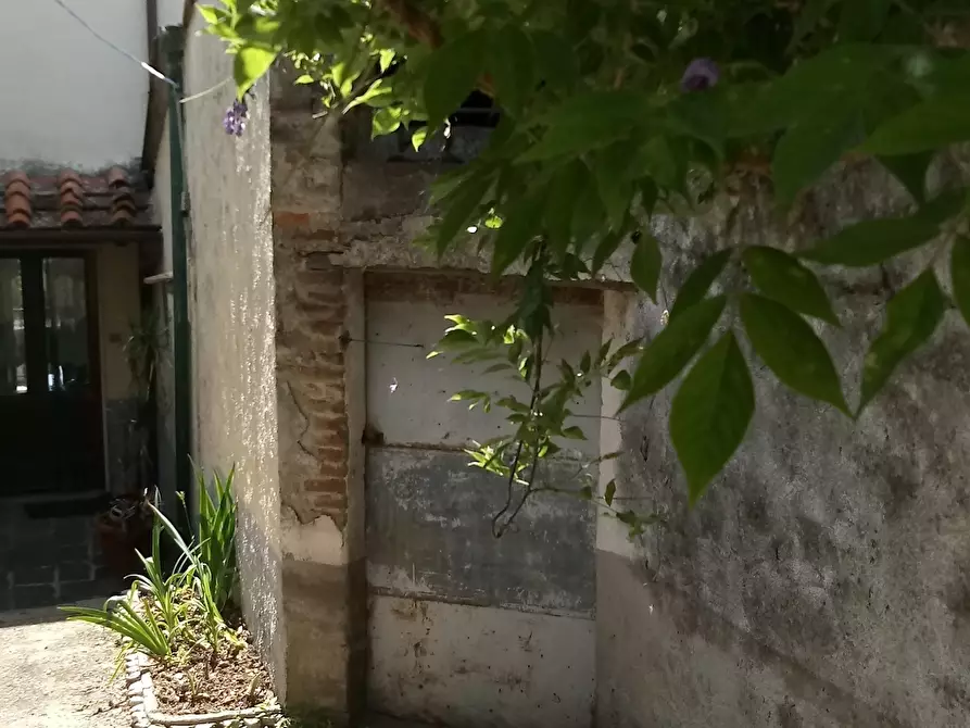 Immagine 14 di Terratetto in vendita  in via di matraia a Lucca