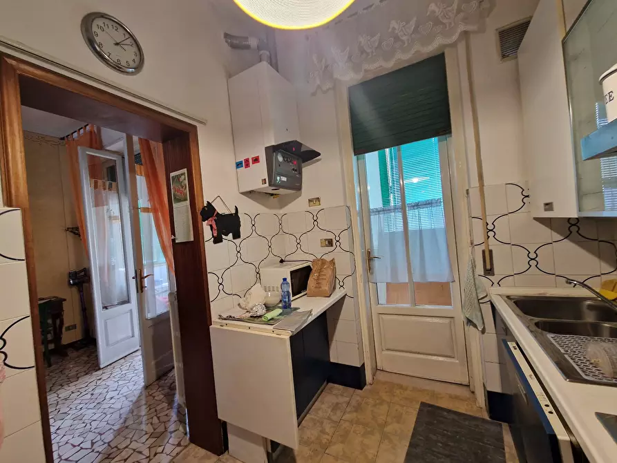 Immagine 11 di Quadrilocale in vendita  in Via Gaetano Luporini 45 a Lucca