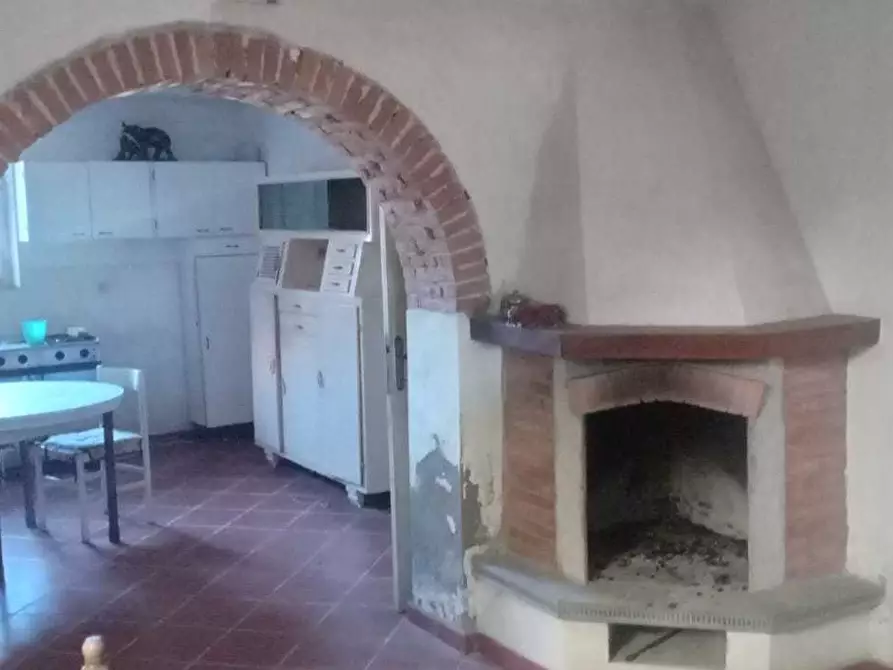 Immagine 1 di Villa in vendita  in Via di Sant'Andrea a Lucca