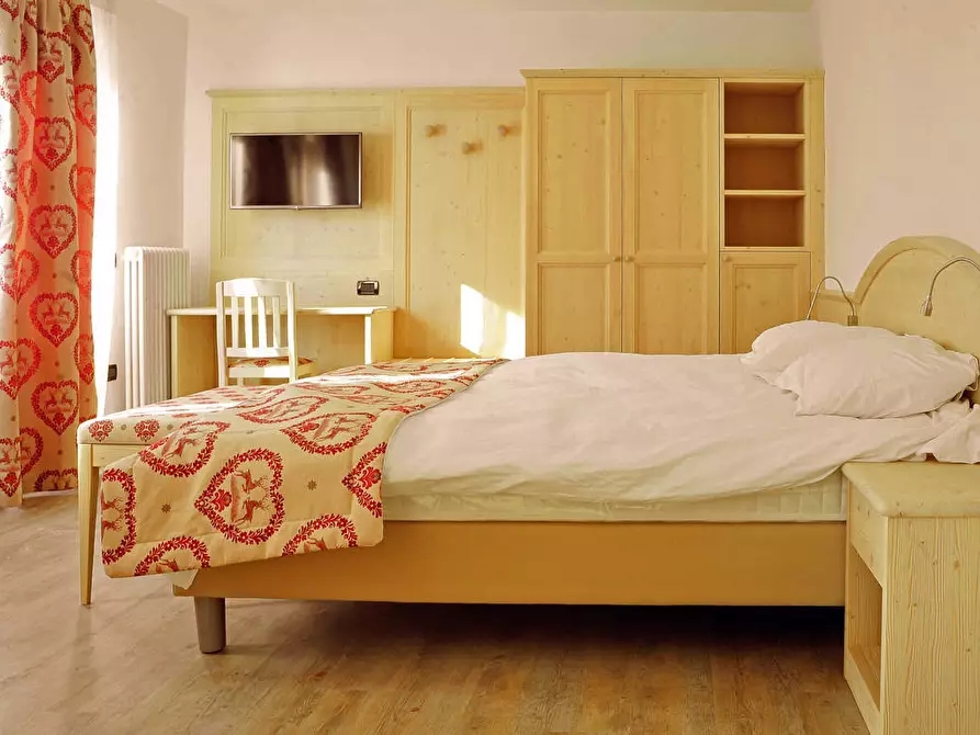 Immagine 2 di Affittacamere in vendita  in Via Vittorio Emanuele II a Lucca