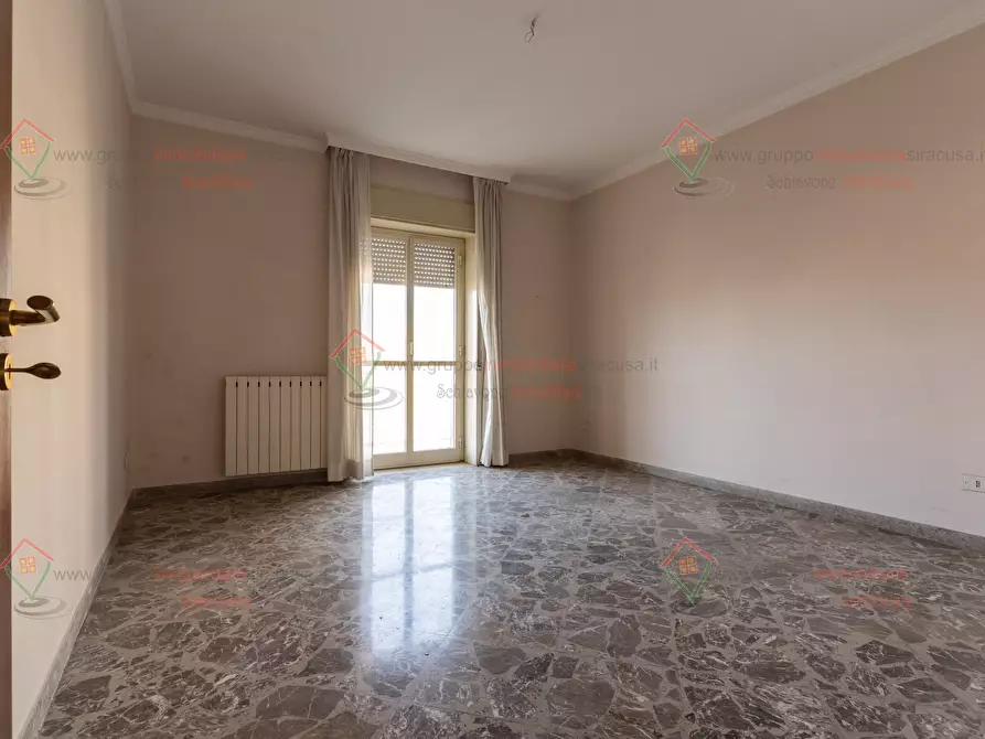 Immagine 14 di Pentalocale in vendita  a Siracusa