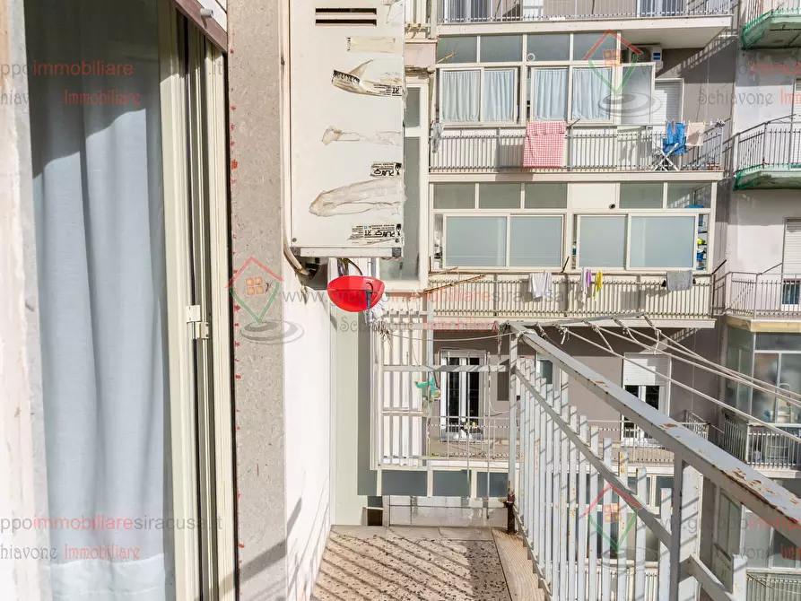 Immagine 15 di Trilocale in vendita  a Siracusa