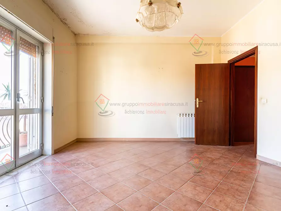 Immagine 7 di Trilocale in vendita  a Siracusa