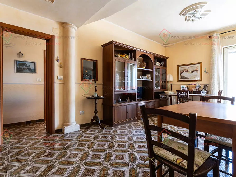 Immagine 4 di Pentalocale in vendita  a Siracusa