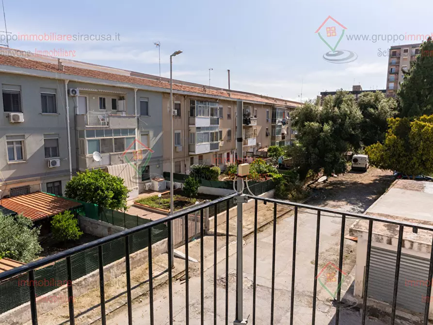 Immagine 27 di Pentalocale in vendita  a Siracusa