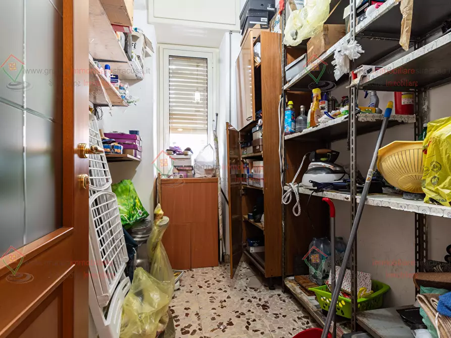 Immagine 10 di Quadrilocale in vendita  a Siracusa