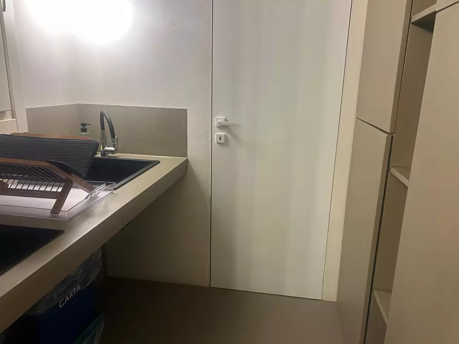 Immagine 13 di Appartamento in affitto  a Siracusa