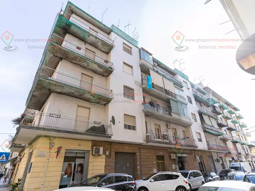 Immagine 2 di Pentalocale in vendita  a Siracusa