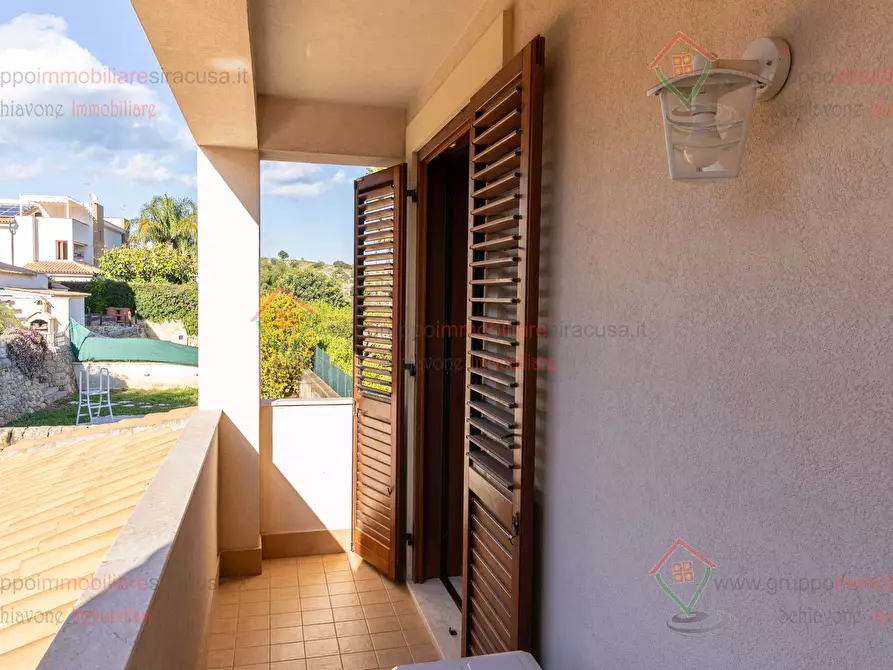 Immagine 31 di Casa bifamiliare in vendita  a Siracusa