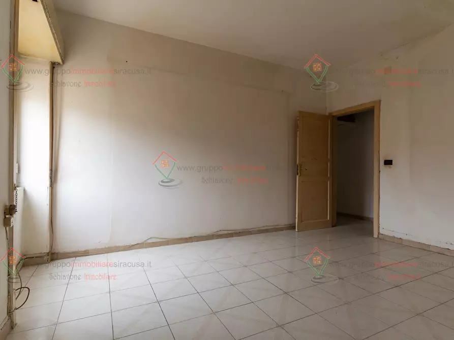 Immagine 9 di Bilocale in vendita  a Siracusa